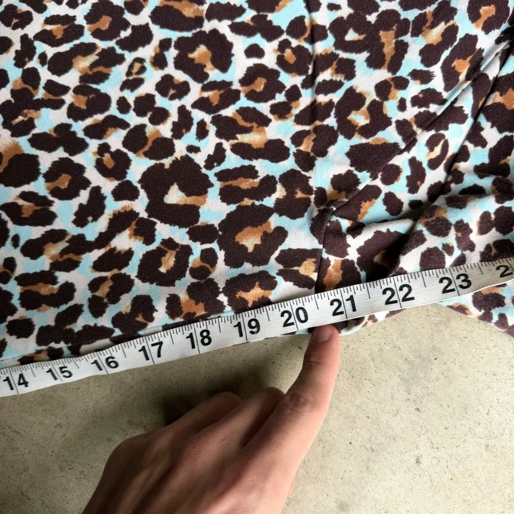 Logo by Lori Goldstein Layers Leopard Print Cropped Leggings XL Animal Print